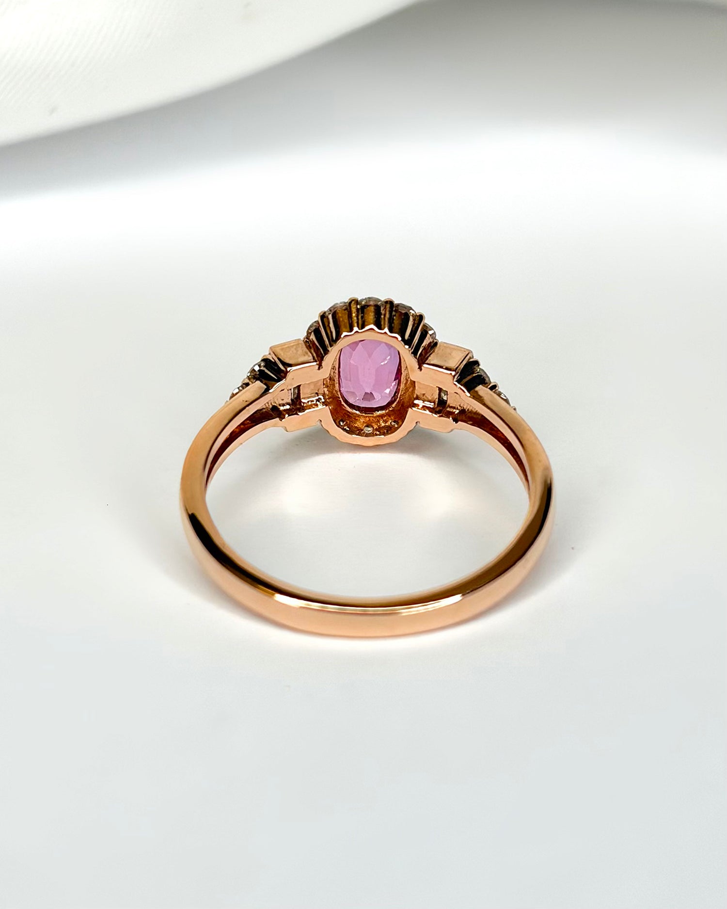 Bague Trilogie Saphir Rose 0.83 carat &amp; Diamants 0.50 carat "Lizéa"