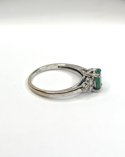 Bague Trilogie Émeraude 0.70 carat &amp; Diamants 0.35 carat "Hélène"