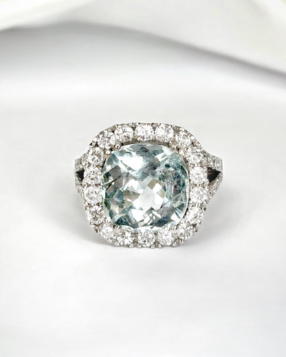 Anillo estilo Art Déco con aguamarina de 6,85 quilates y diamantes de 1 quilate en oro de 10,37 g "Célia"