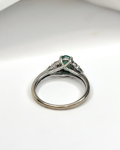 Bague Trilogie Émeraude 0.70 carat &amp; Diamants 0.35 carat "Hélène"
