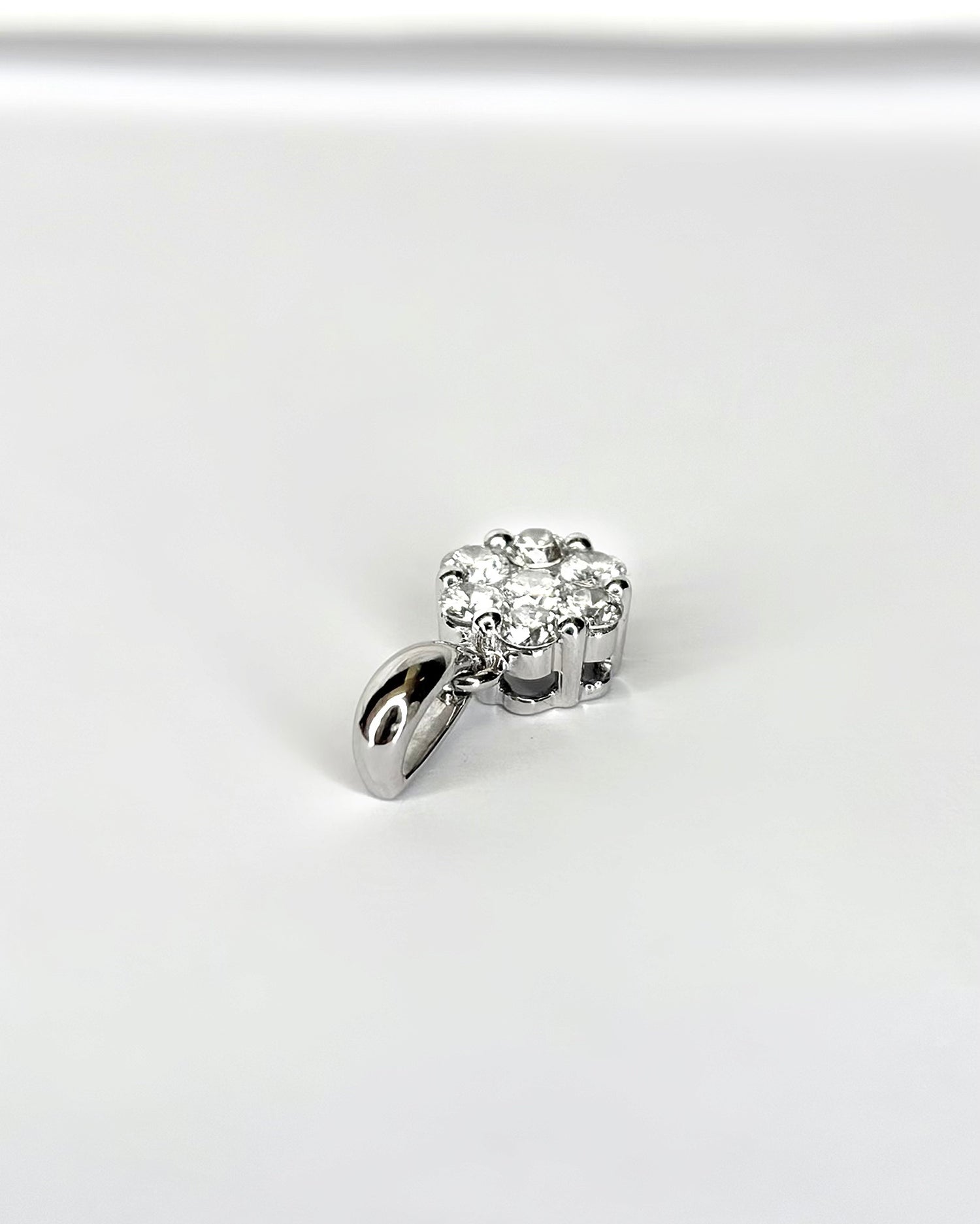 0.37 Carat Diamond Pendant "Maddie"