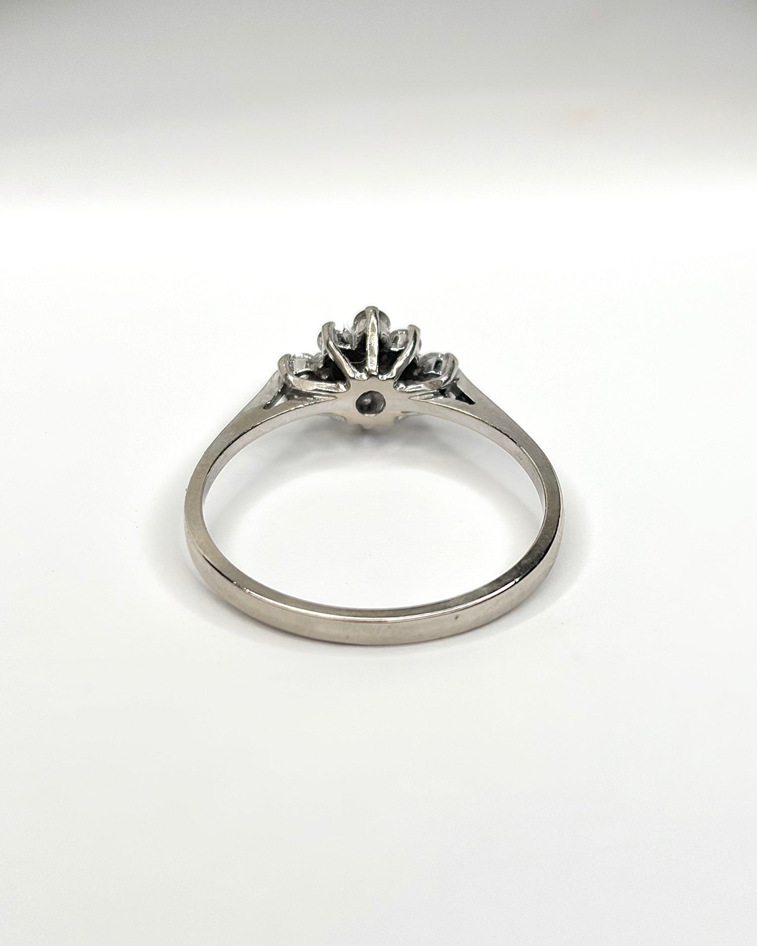 Anillo Marguerite Diamantes 0,21 quilates "Selma"