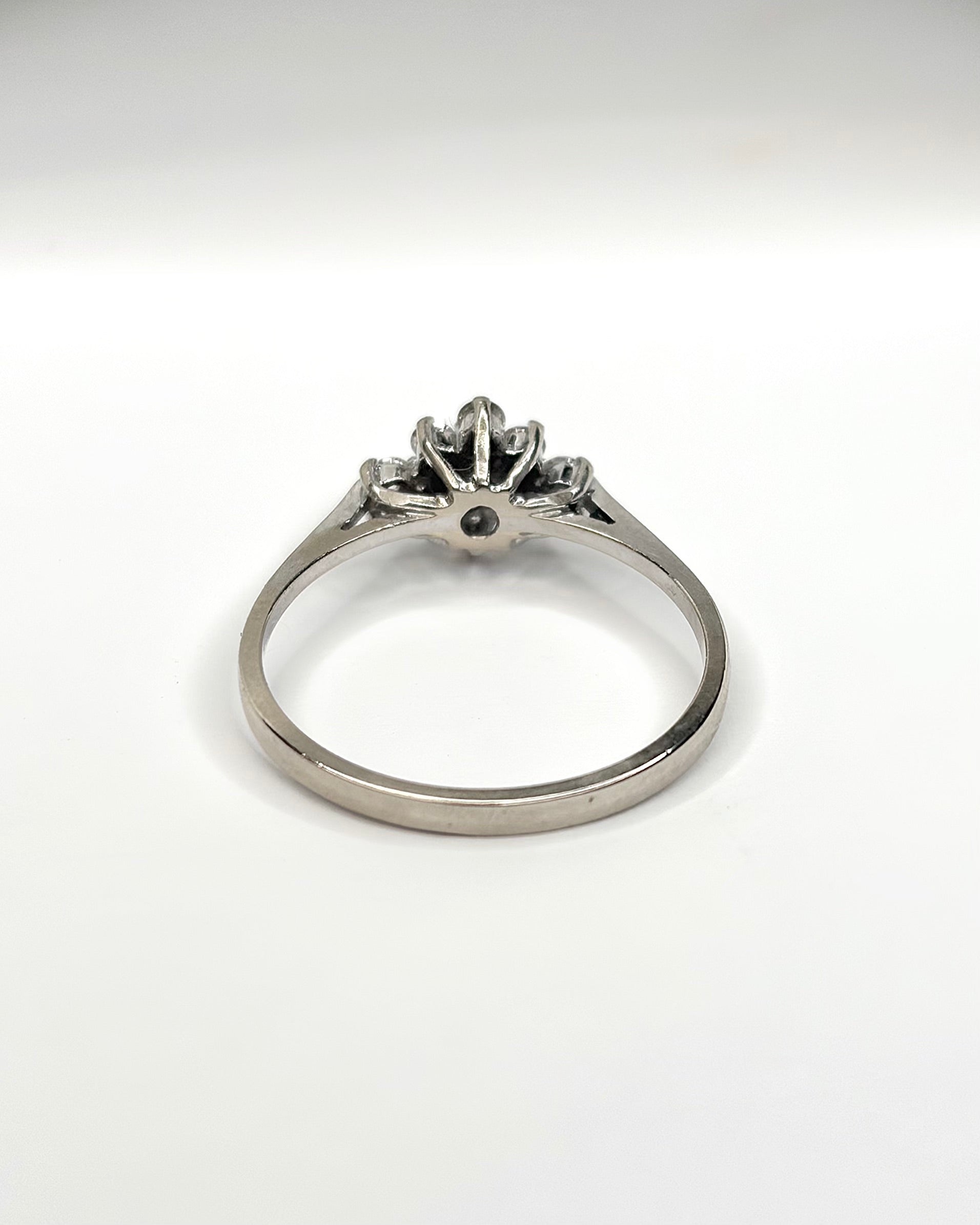 Anillo Marguerite Diamantes 0,21 quilates "Selma"