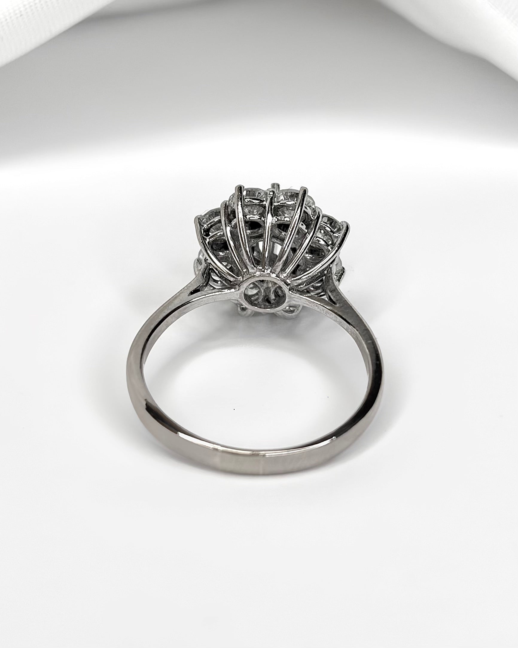 Anillo Marguerite Diamantes 1.30 quilates "Marie"