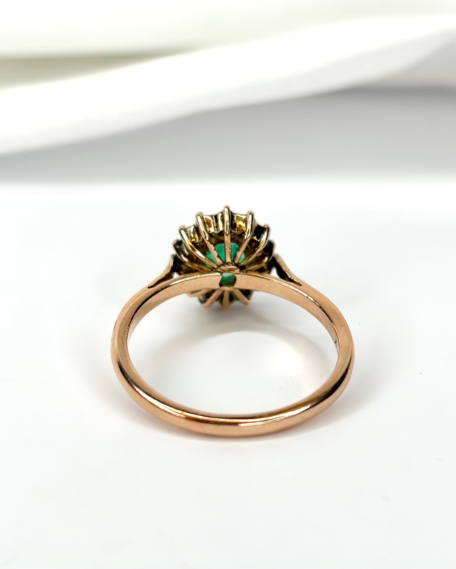 Emerald Daisy Ring 0.48 Carat &amp; Diamonds 0.28 Carat "Cassandre"