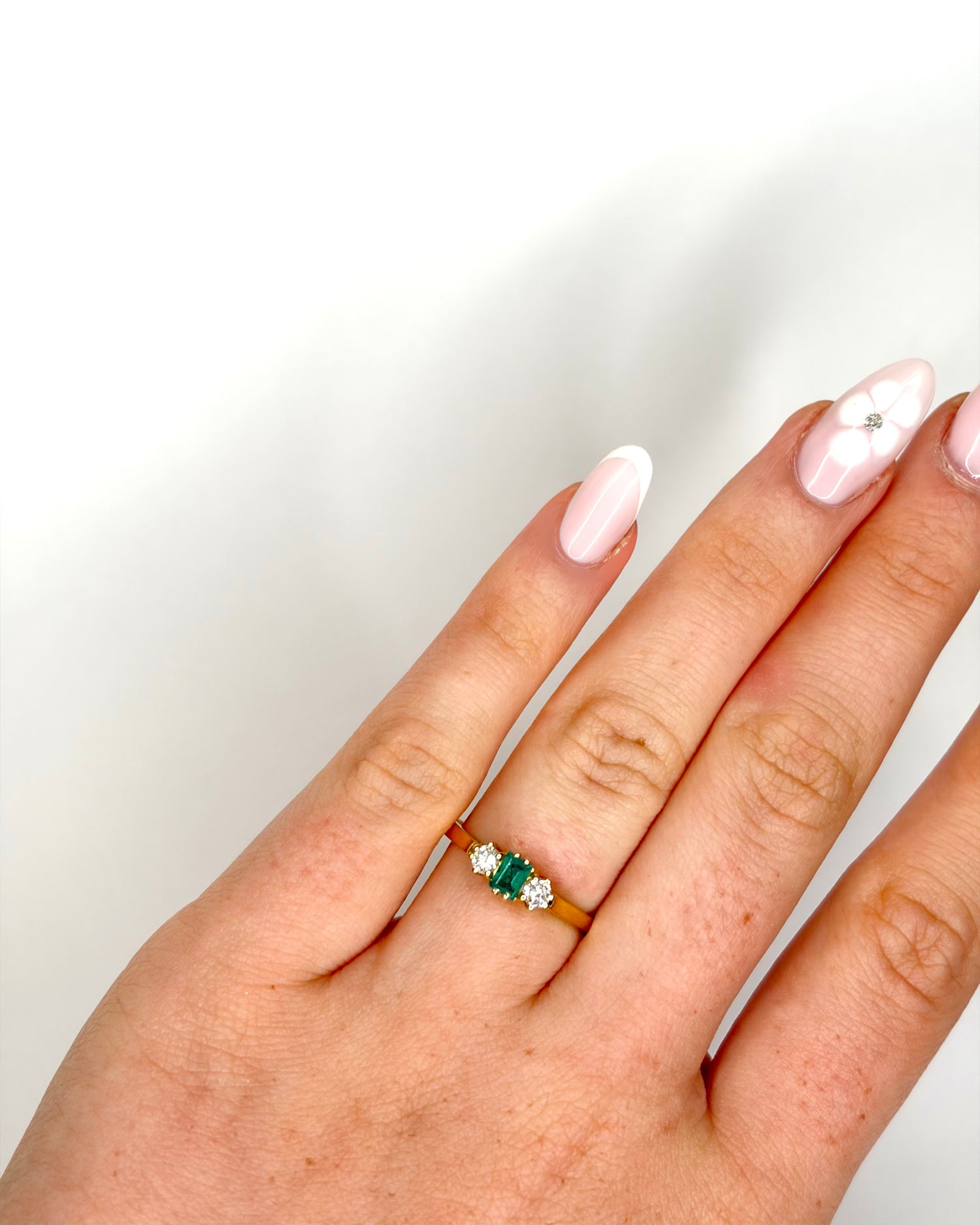 Bague Trilogie Émeraude &amp; Diamants "Maysa"