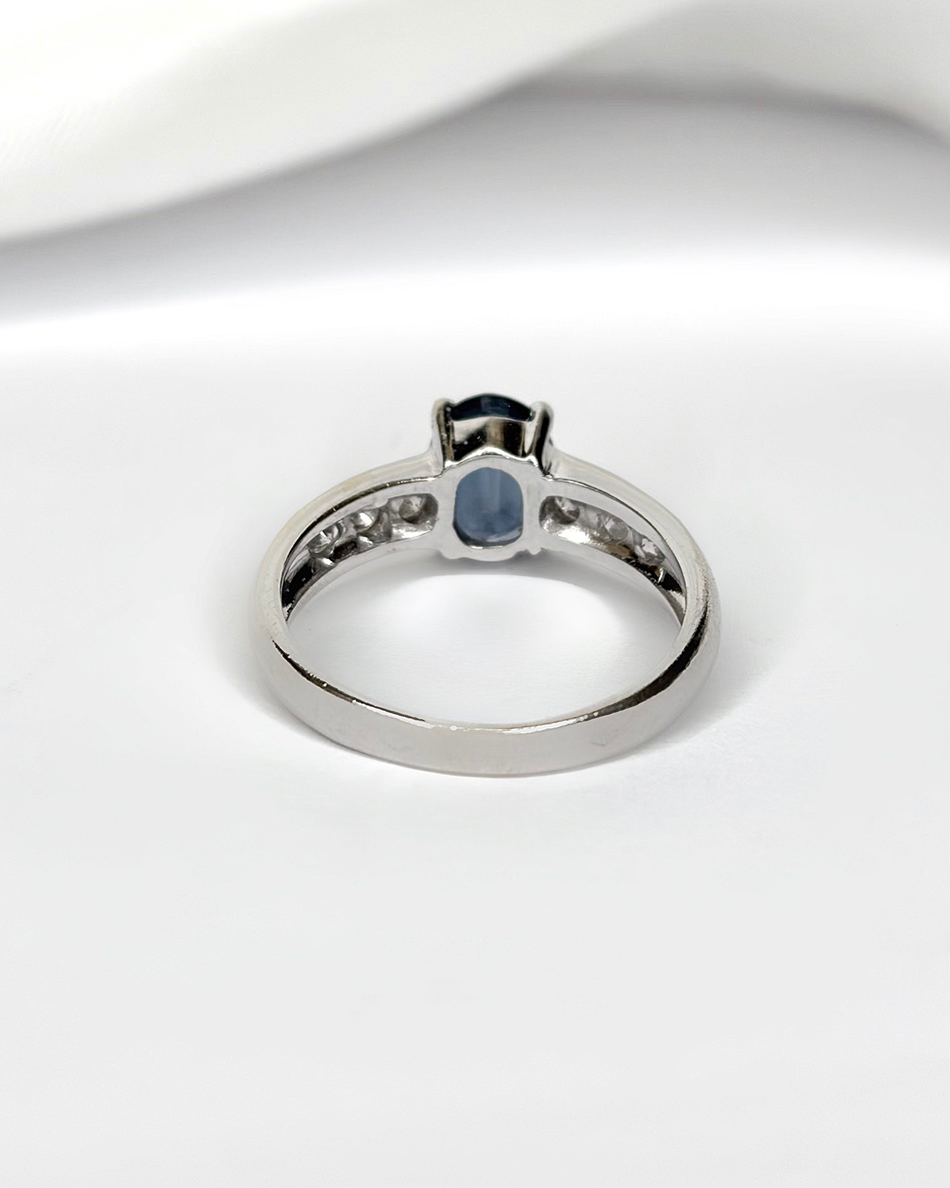 Solitaire Sapphire 1 Carat &amp; Diamonds Ring "Gina"