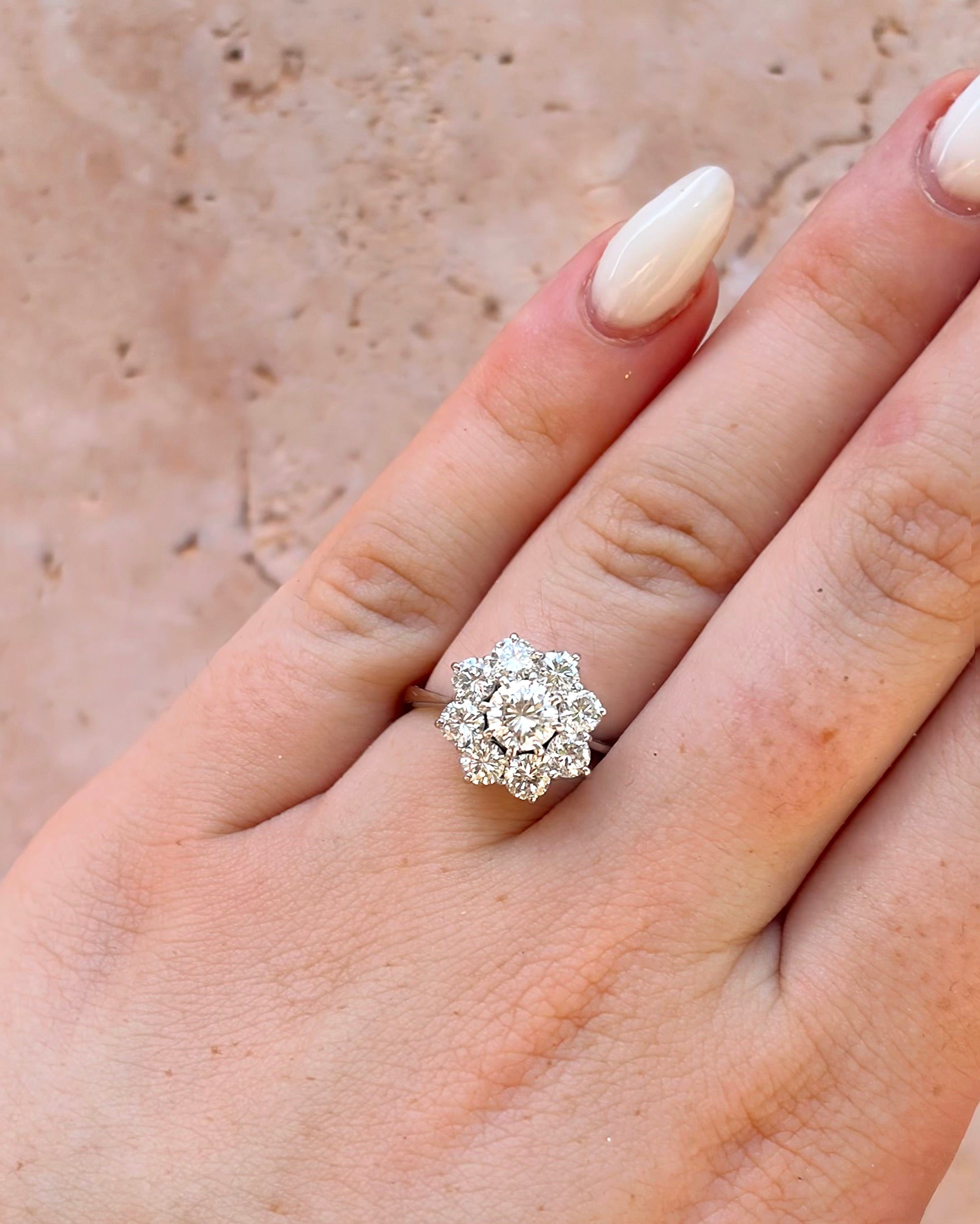 Anillo Marguerite Diamantes 1.30 quilates "Marie"