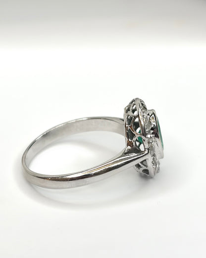 Art Deco Emerald 0.95 Carat &amp; Diamonds 0.20 Carat Ring "Linda"