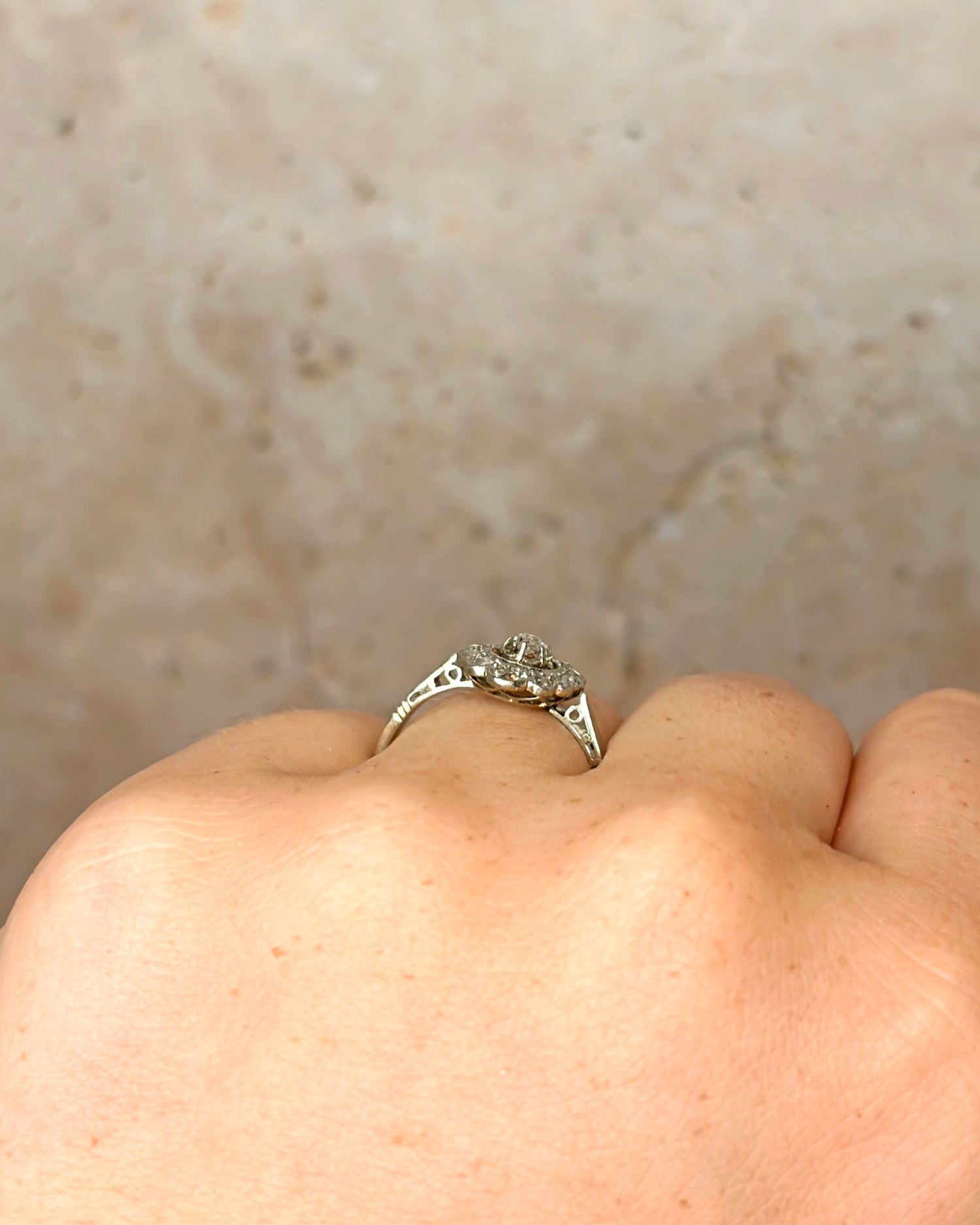 Anillo Marguerite Diamantes 0,27 quilates "Solange"