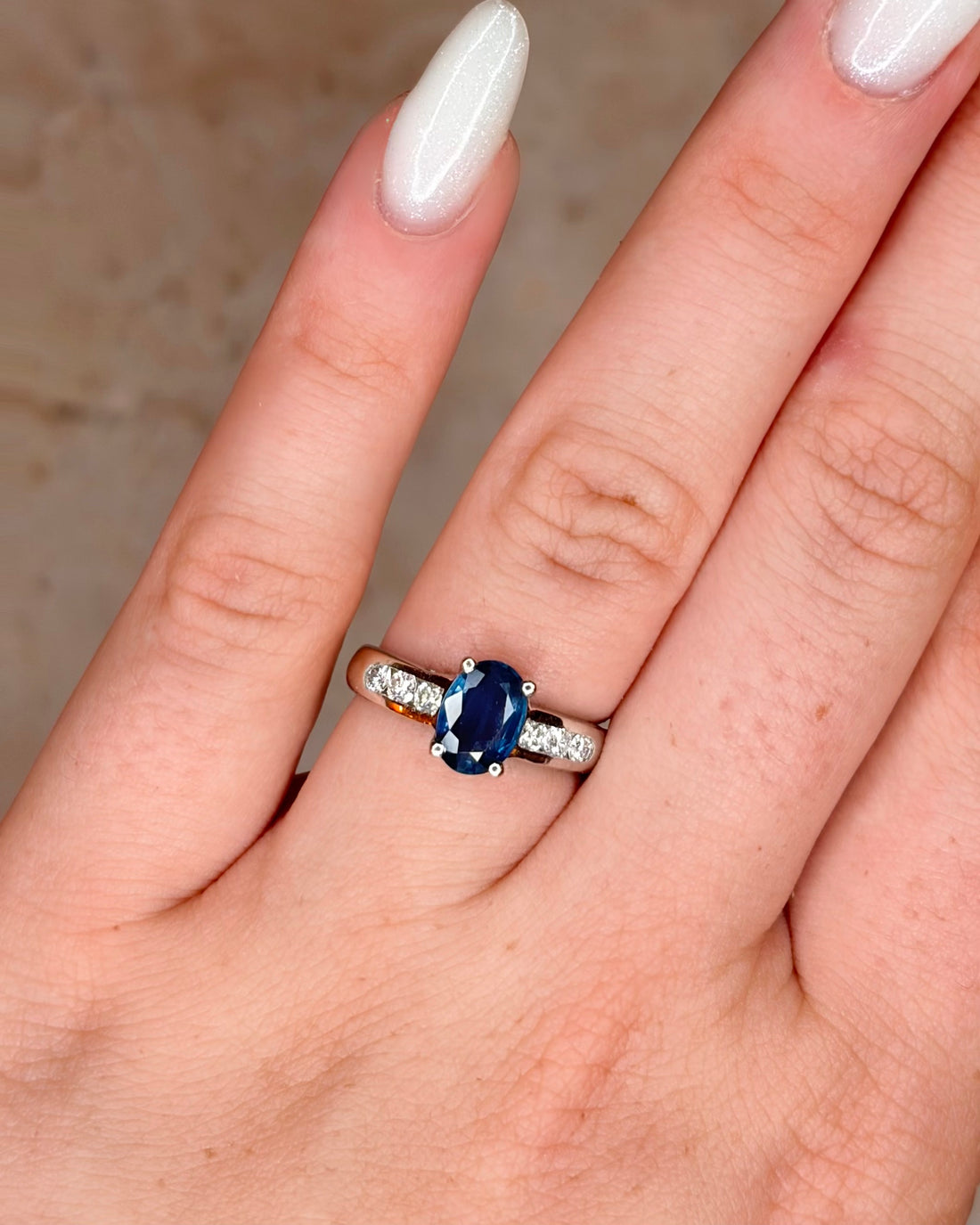 Bague Solitaire Saphir 1 carat &amp; Diamants "Gina"