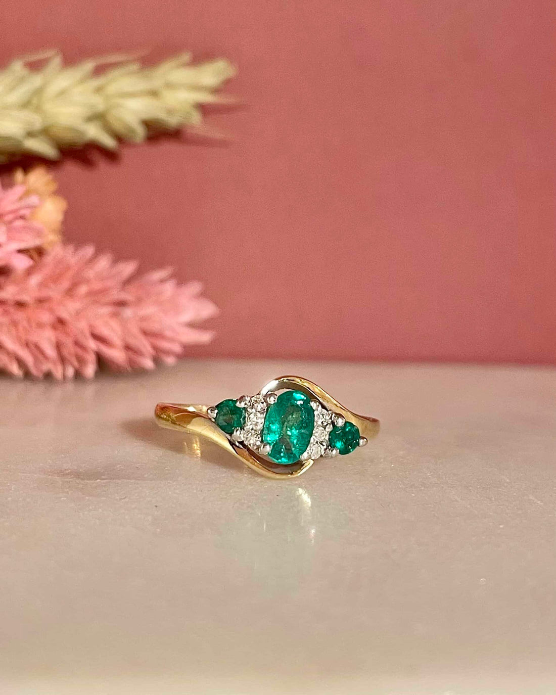 Bague Trilogie Emeraudes 0.60 carat &amp; Diamants &quot;Edwina&quot;