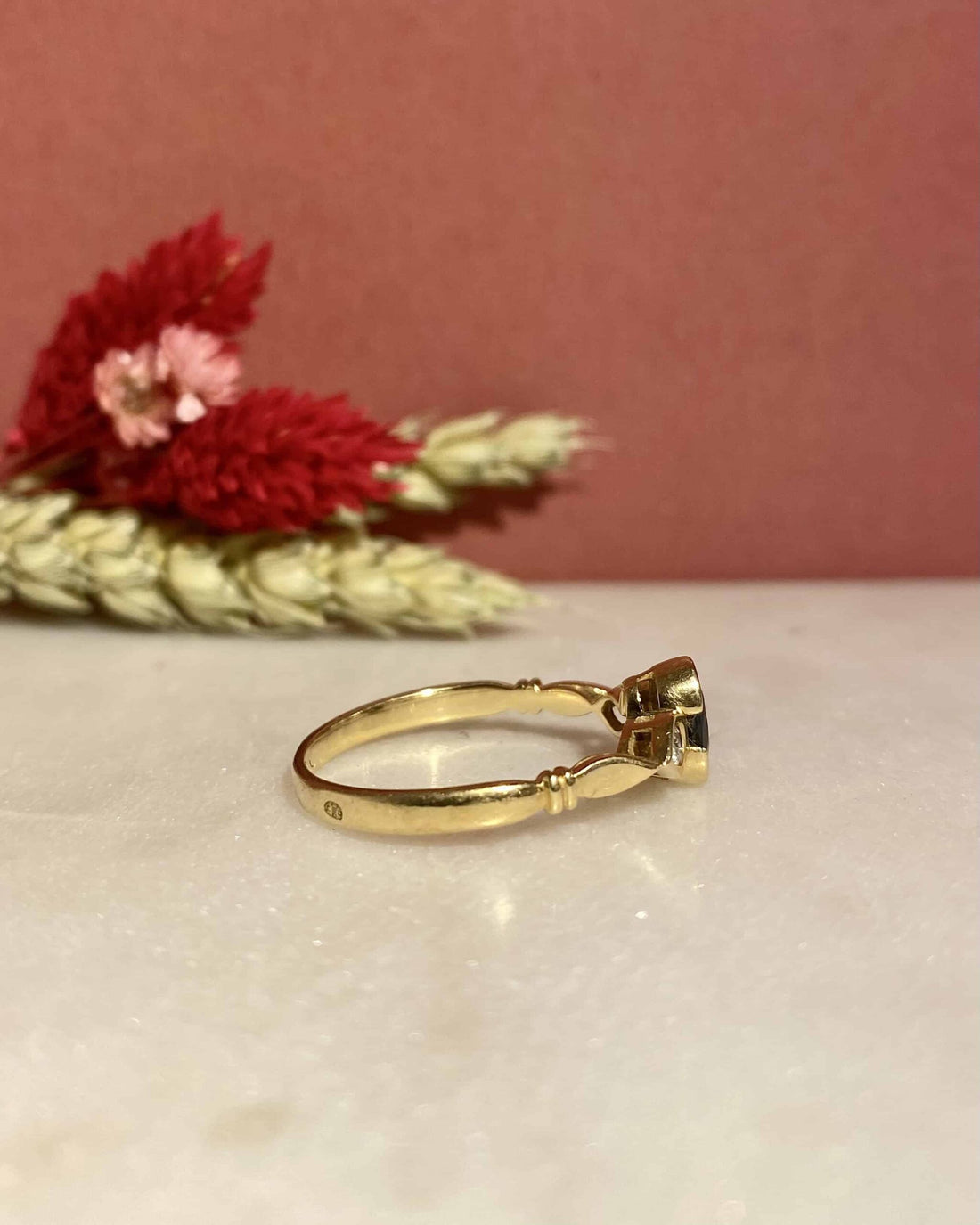 Bague Trilogie Saphir 0.55 carat &amp; Diamants &quot;Rylee&quot;