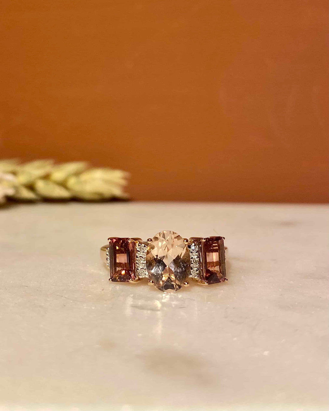 Bague Trilogie Morganite &amp; Grenats &amp; Diamants &quot;Maya&quot;