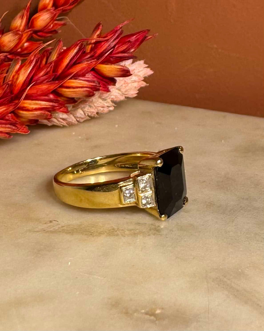Bague Trilogie Saphir 3.30 carats &amp; Diamants &quot;Lysa&quot;