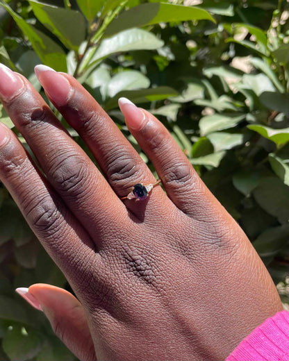 Bague Trilogie Saphir 1.05 carat &amp; 4 Diamants &quot;Mariane&quot;