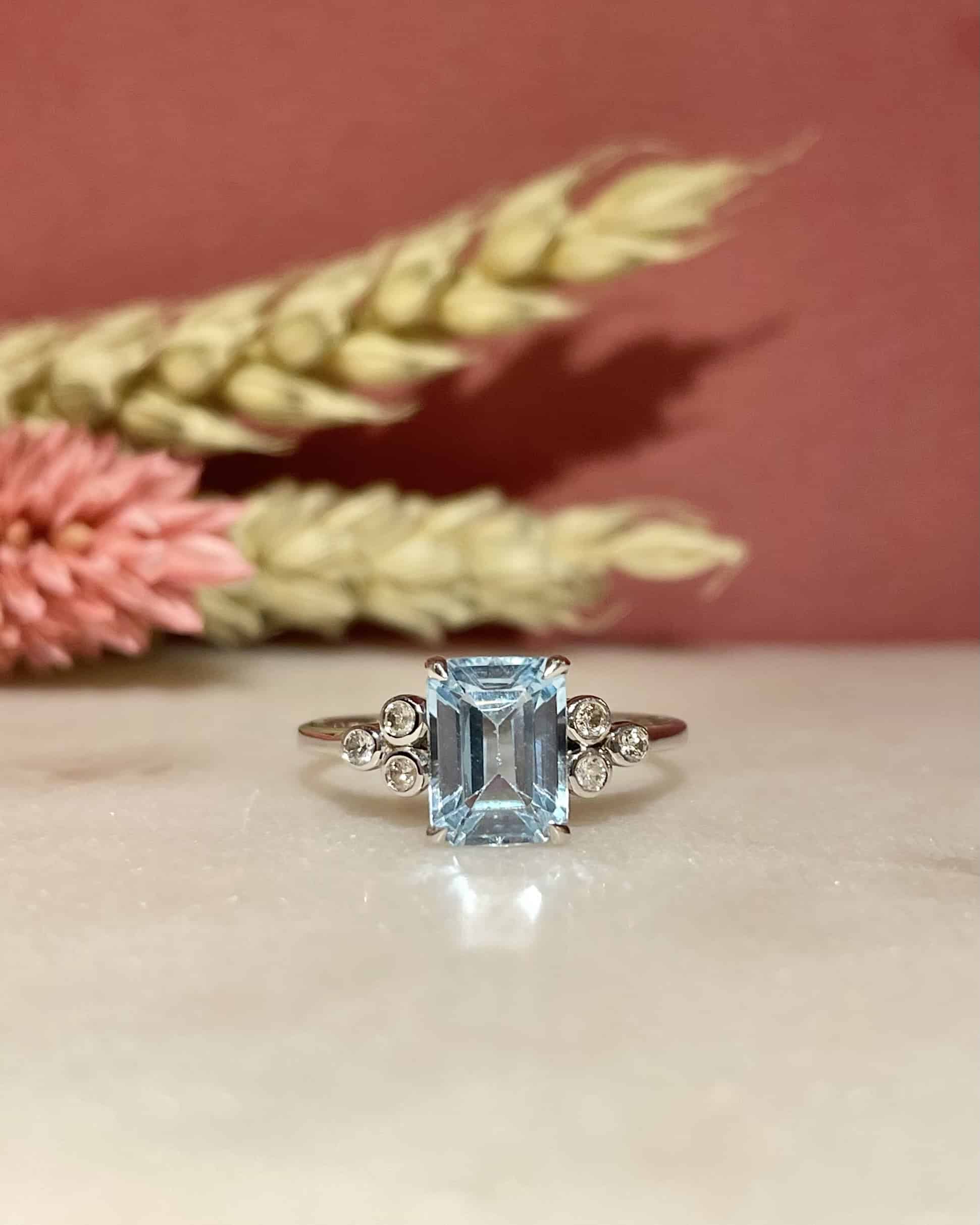 Bague Trilogie Topaze 2 carats &amp; Diamants "Noah" - Elliade Paris