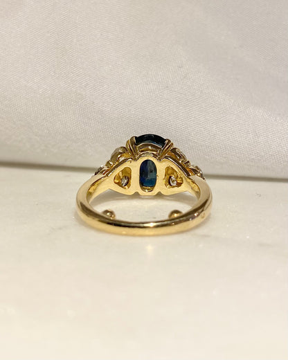 Bague Trilogie Saphir 3.40 carats &amp; Diamants &quot;Erika&quot;