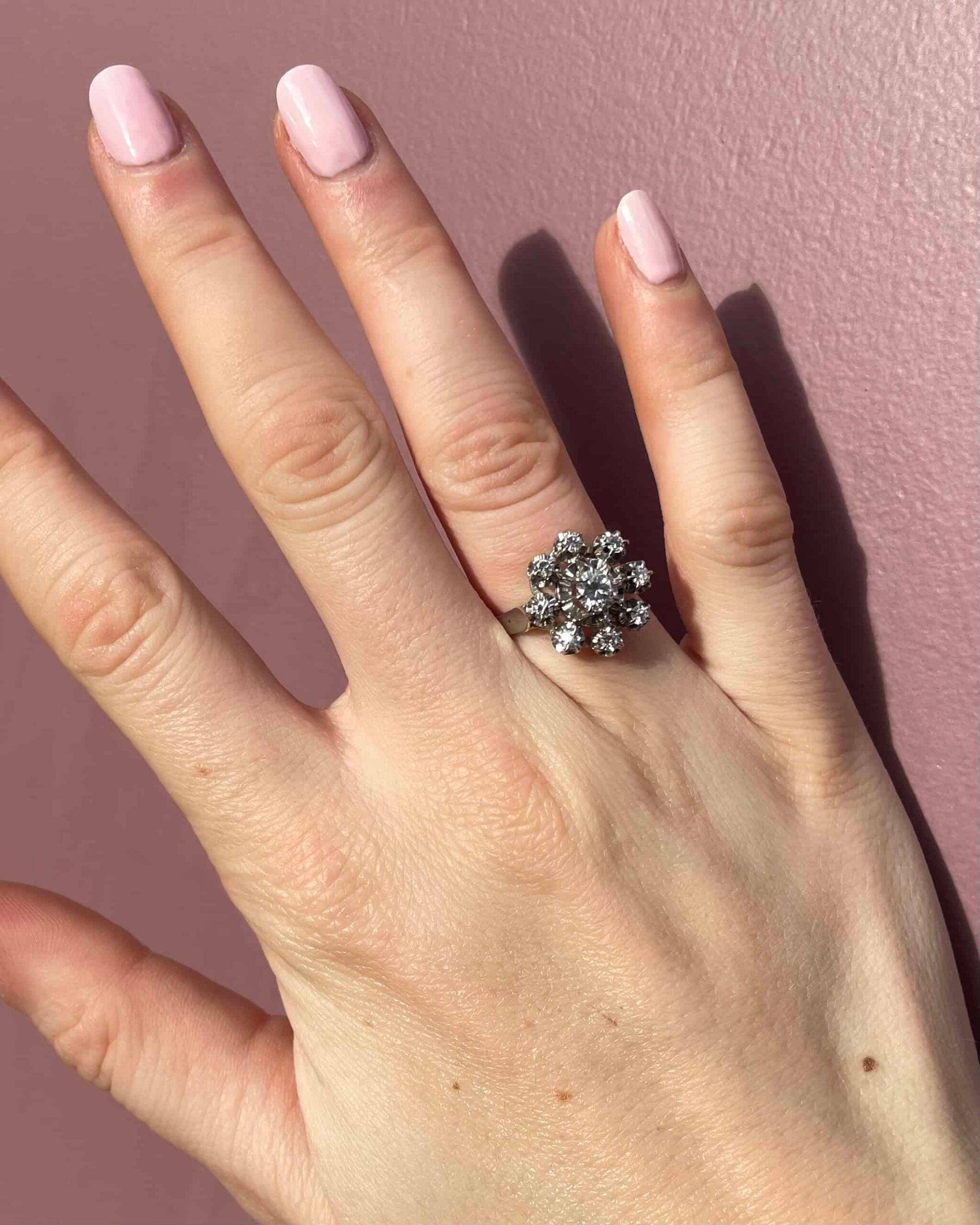 Bague Vintage Marguerite Diamants 0.80 carat &quot;Melissane&quot;