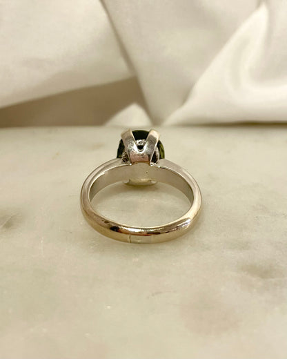 Bague Solitaire Saphir Vert 5.65 carats &quot;Rirae&quot;
