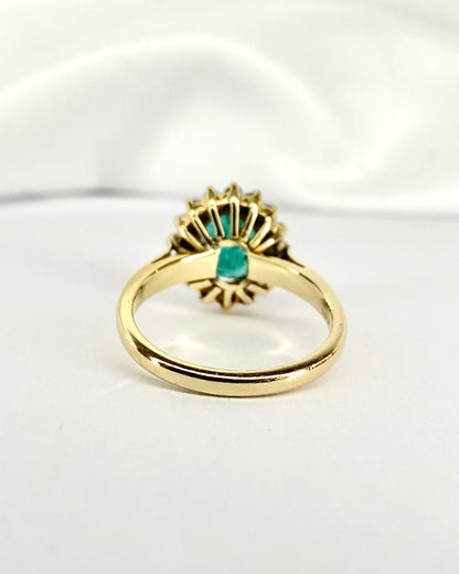 Bague Marguerite Émeraude 1.20 carat &amp; Diamants 0.48 carat "Maelys"