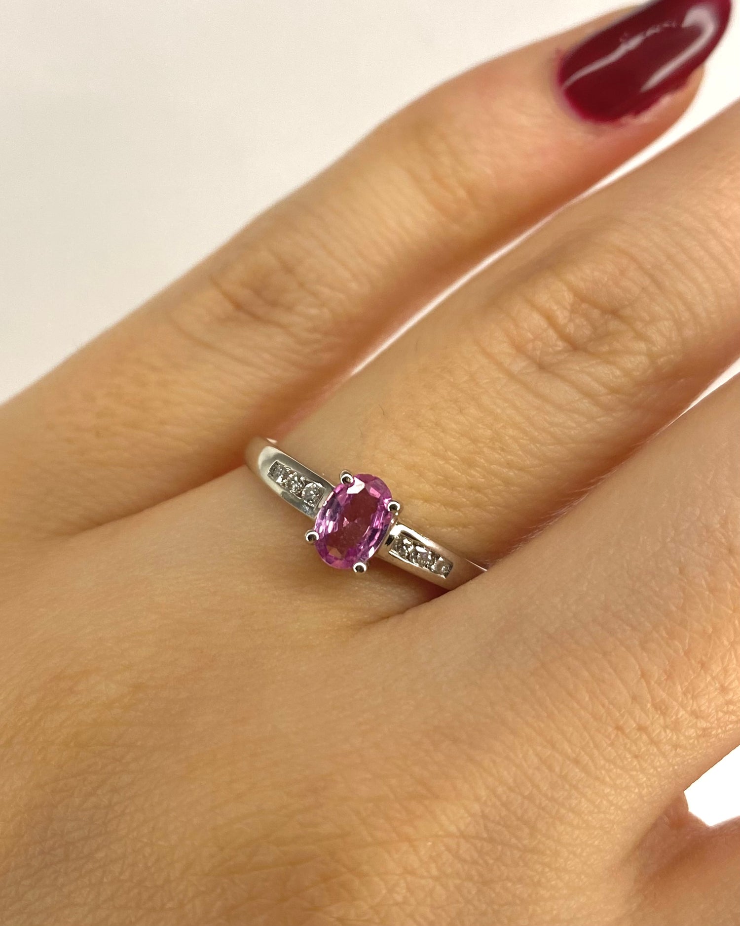 Bague Solitaire Saphir Rose 0.43 carat &amp; Diamants "Séraphine"