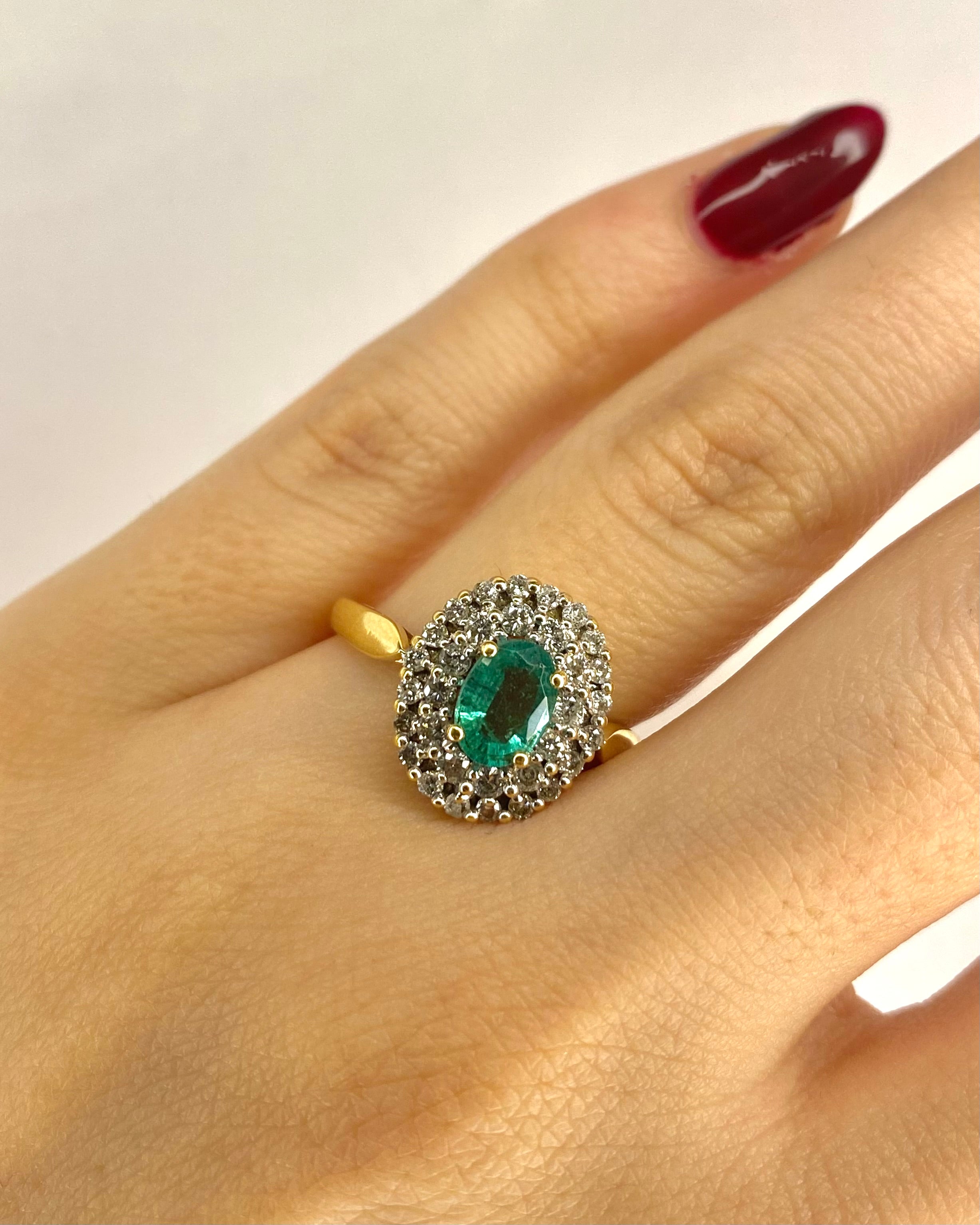 Bague Marguerite Émeraude 0.70 carat &amp; Diamants 0.44 carat "Lia"